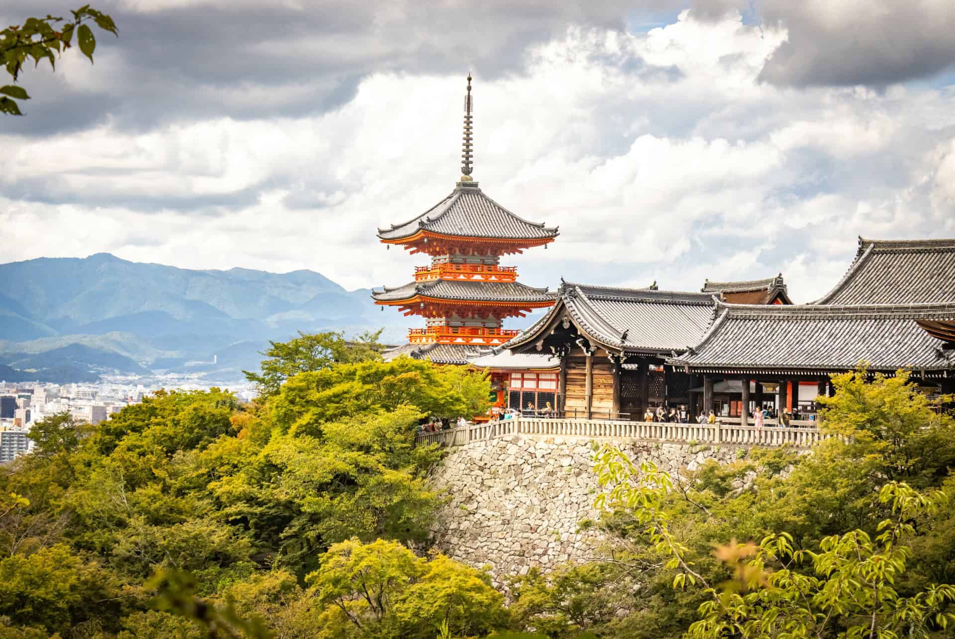 kiyomizu-dera temple kyoto