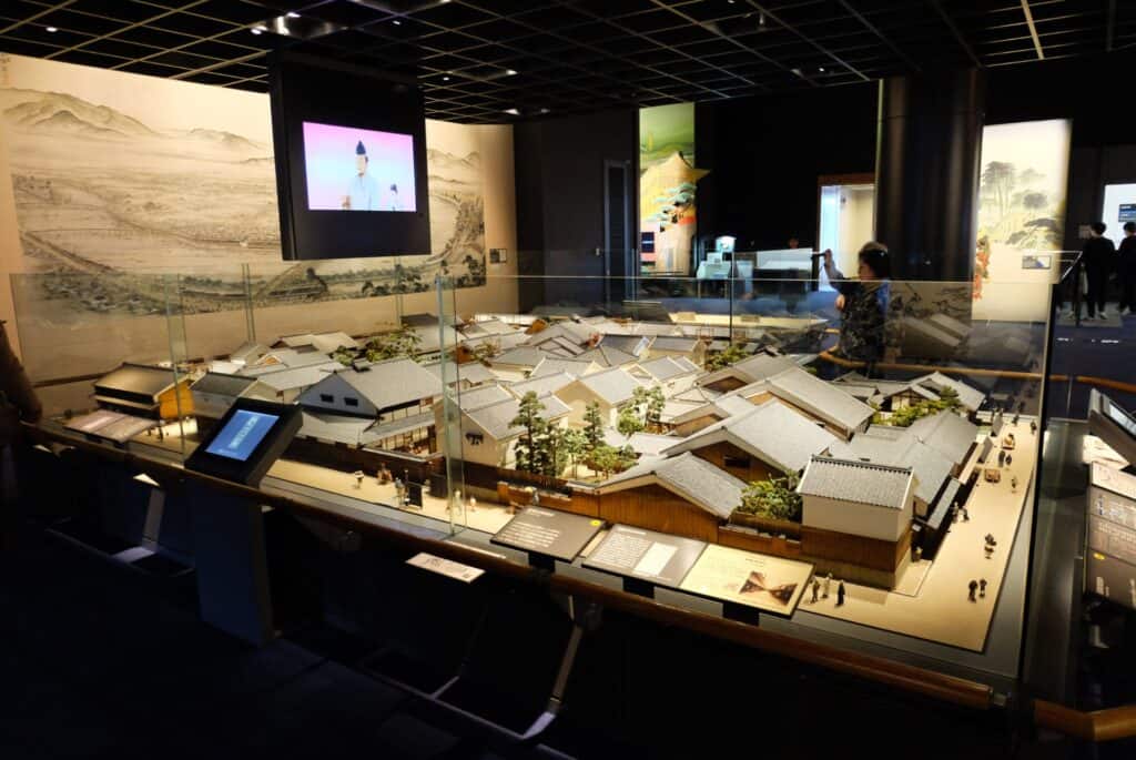 Château d'Osaka et musée Toyotomi Ishigaki