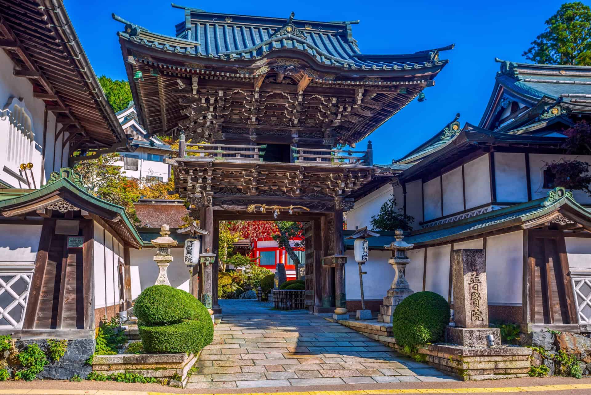 dormir dans un temple bouddhiste au mont koya