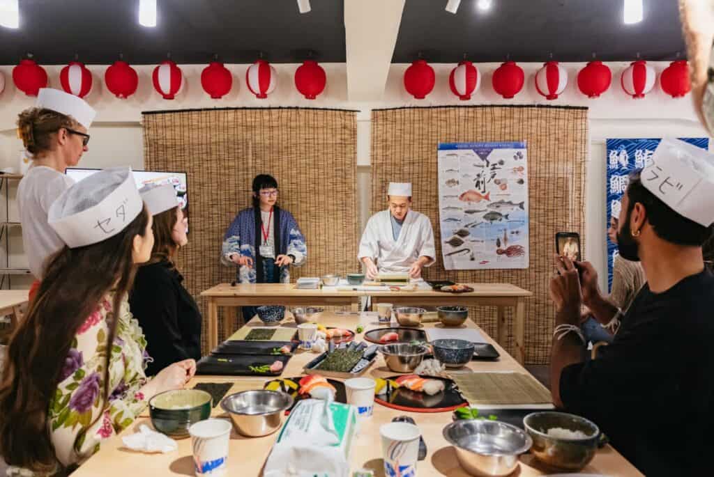 Atelier sushi au marché aux poissons de Tsukiji