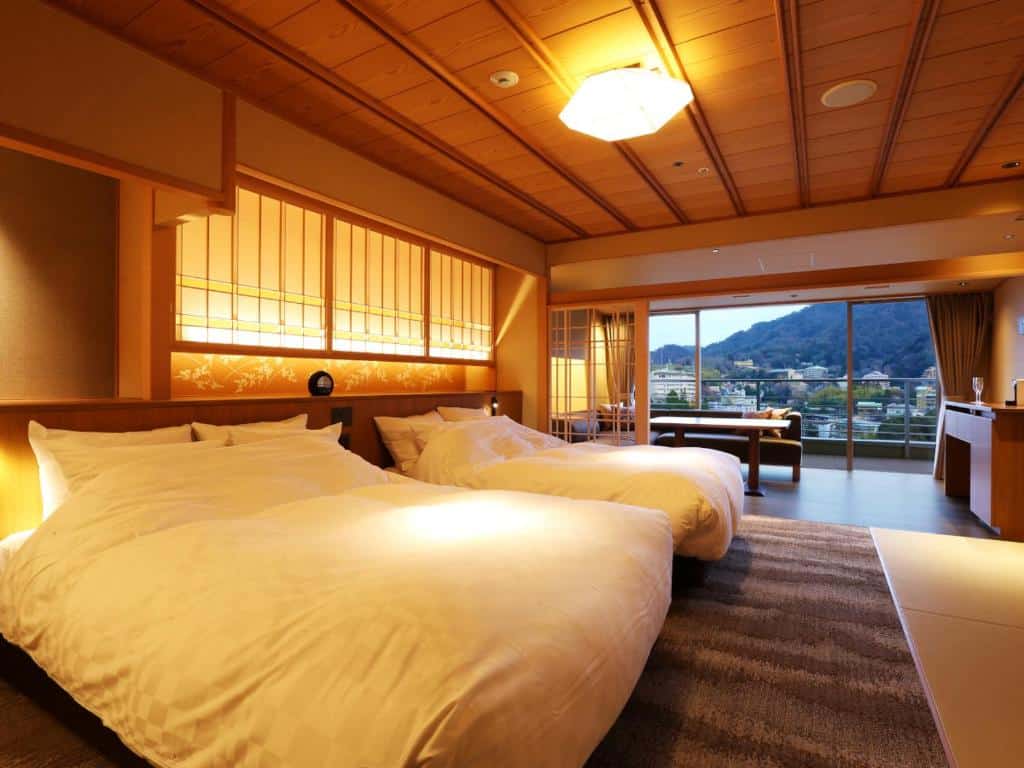 arima grand hotel