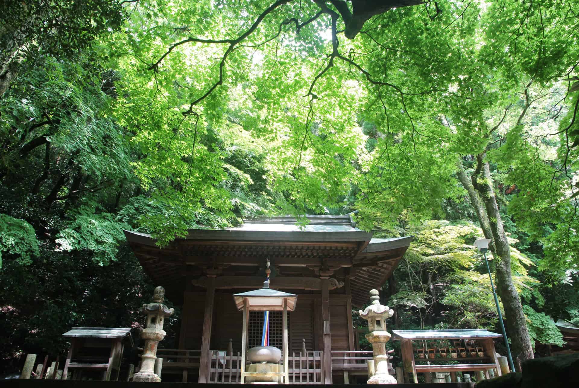 temple nunobiki kobe