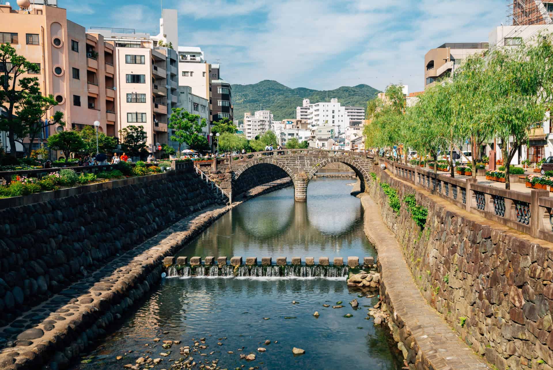 pont megane nagasaki