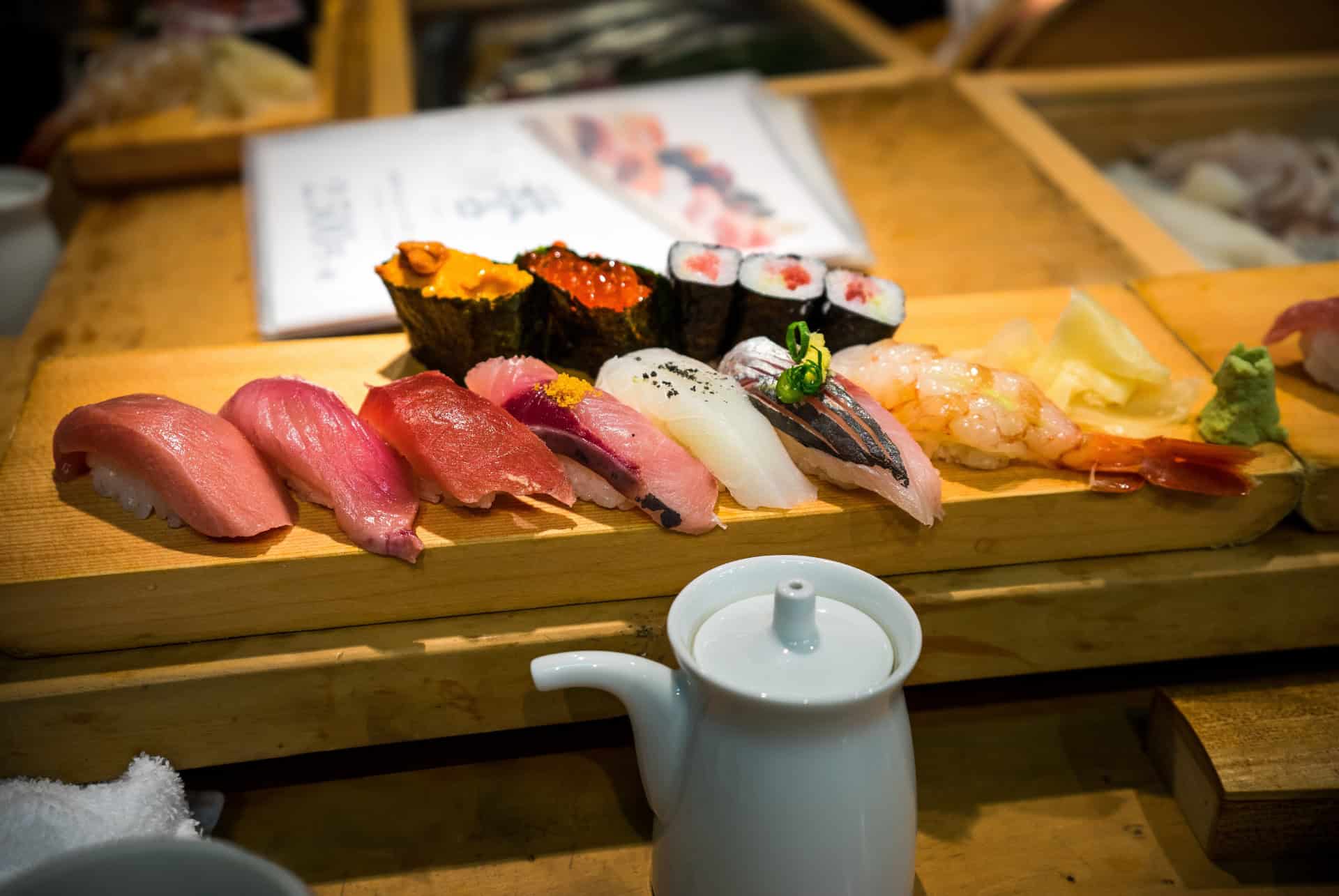 que faire a tokyo manger des sushis
