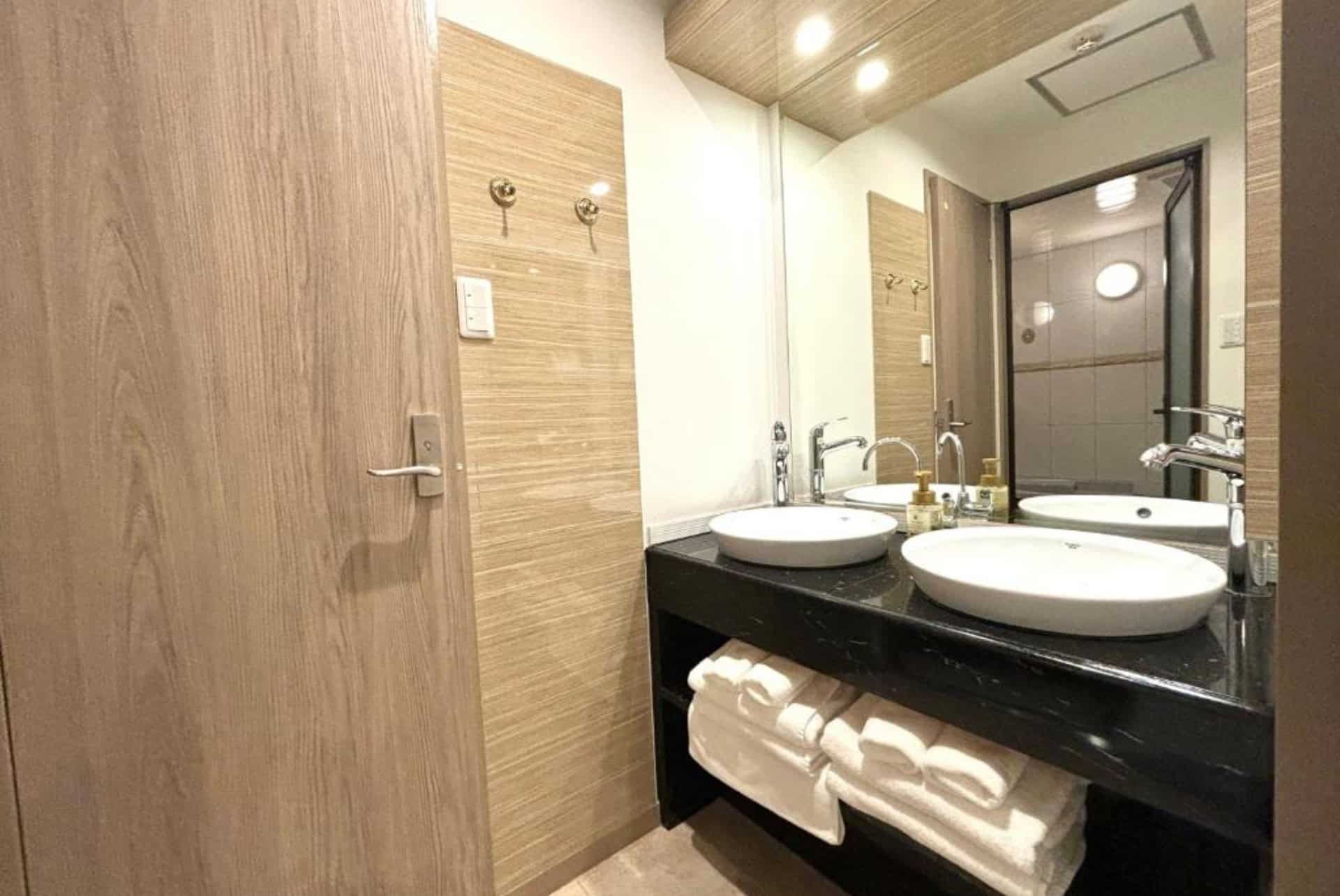 salle de bain hotel arashi shinsaibashi no001