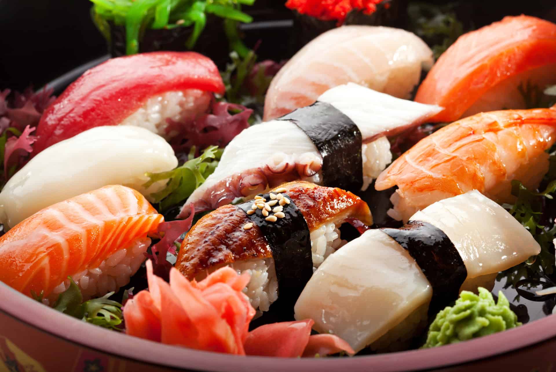 specialites culinaires au japon sushi