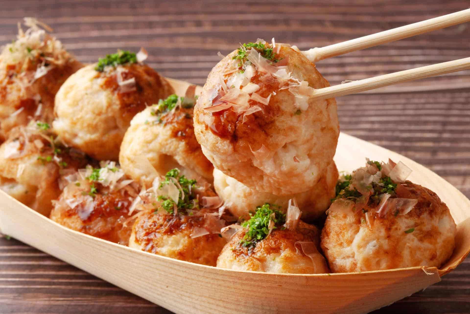 specialites culinaires au japon takoyaki