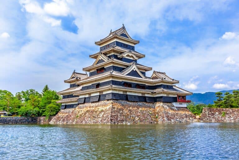 Visite du château de Matsumoto et expérience des samouraïs