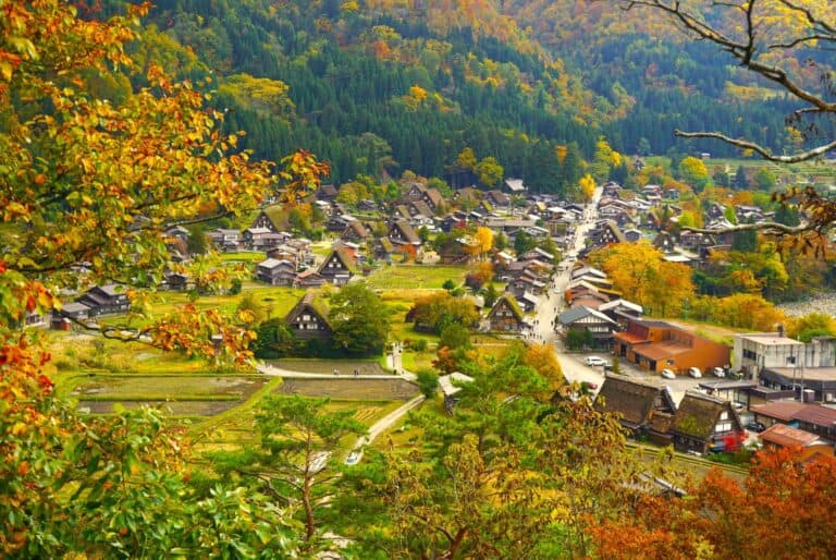 Visite de Shirakawa depuis Kanazawa