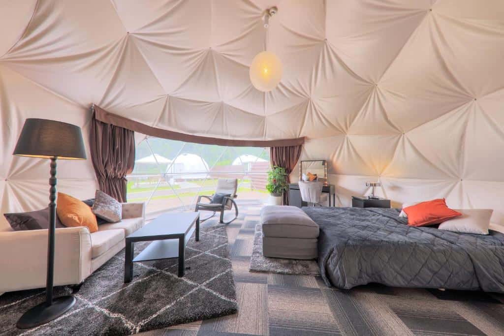 glamping resort varie