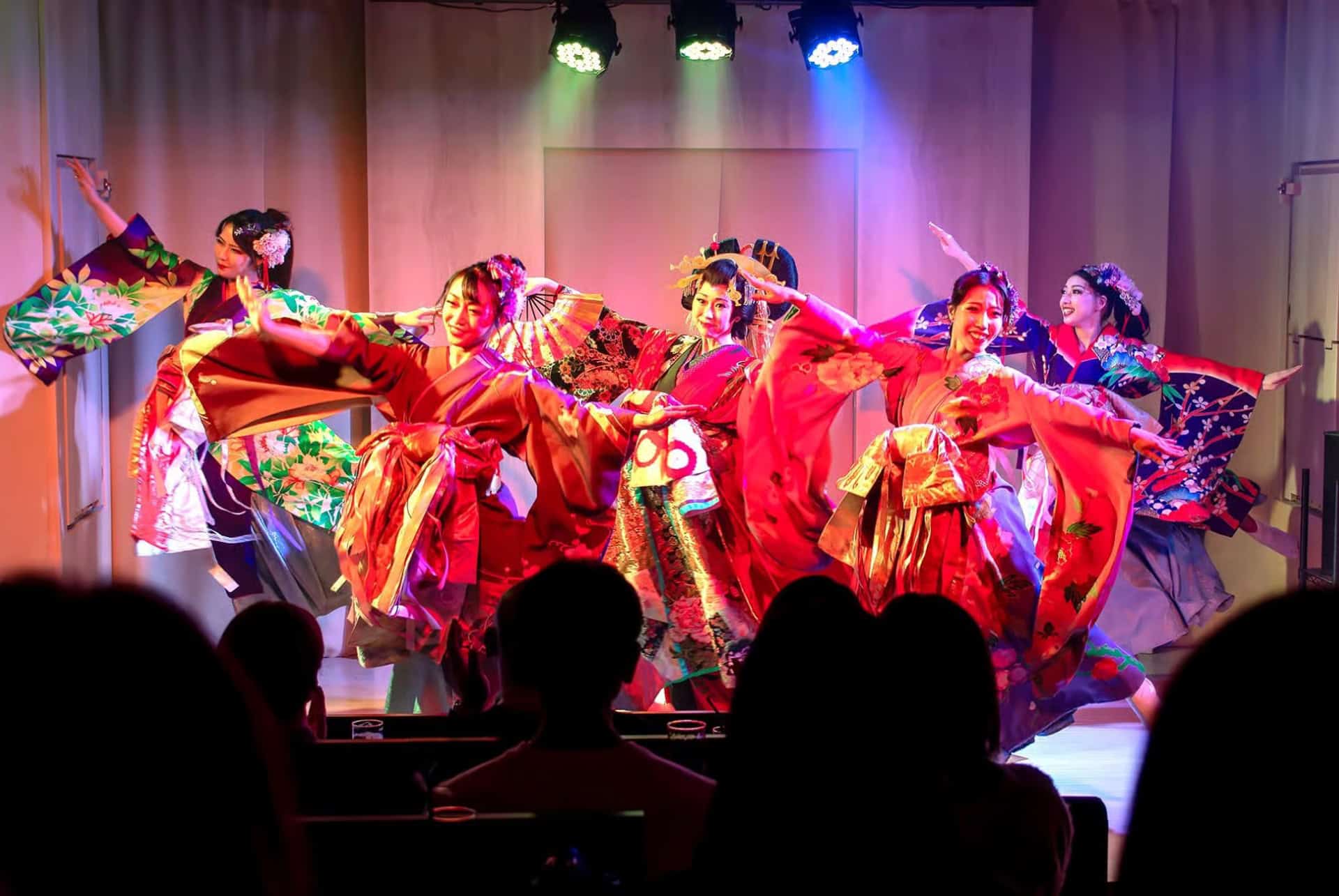 spectacle de danse japonaise cabaret