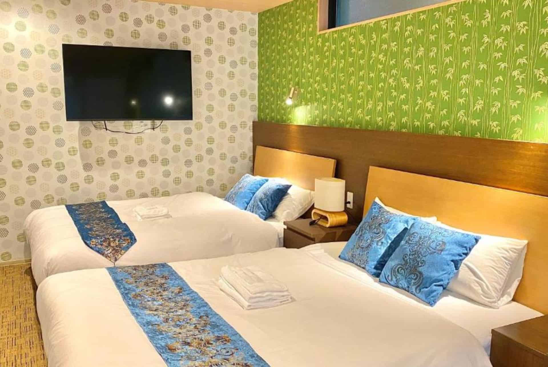 one more heart chambre