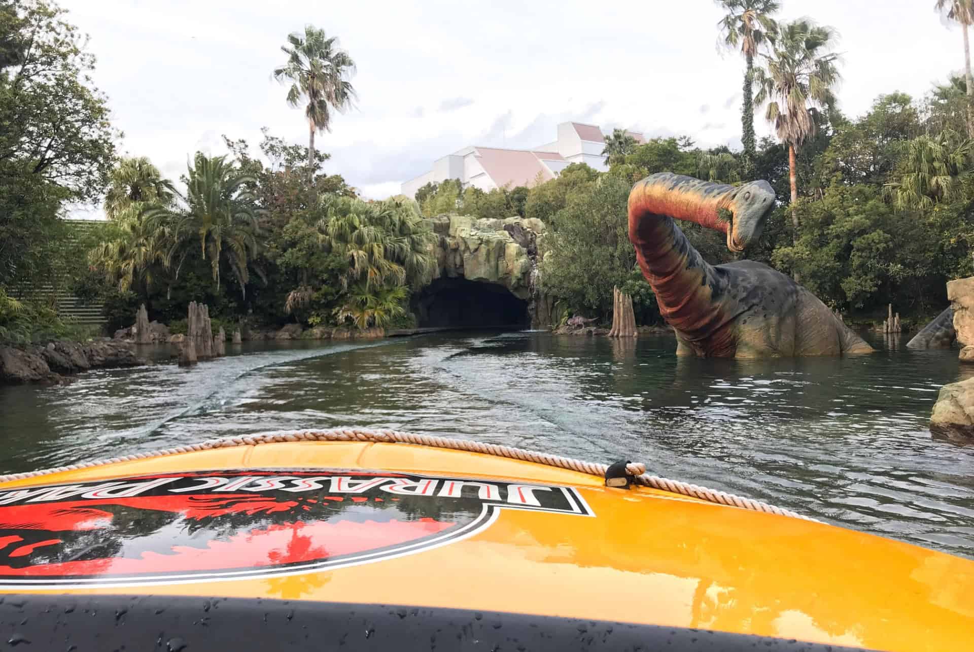 universal studios japan jurassic park