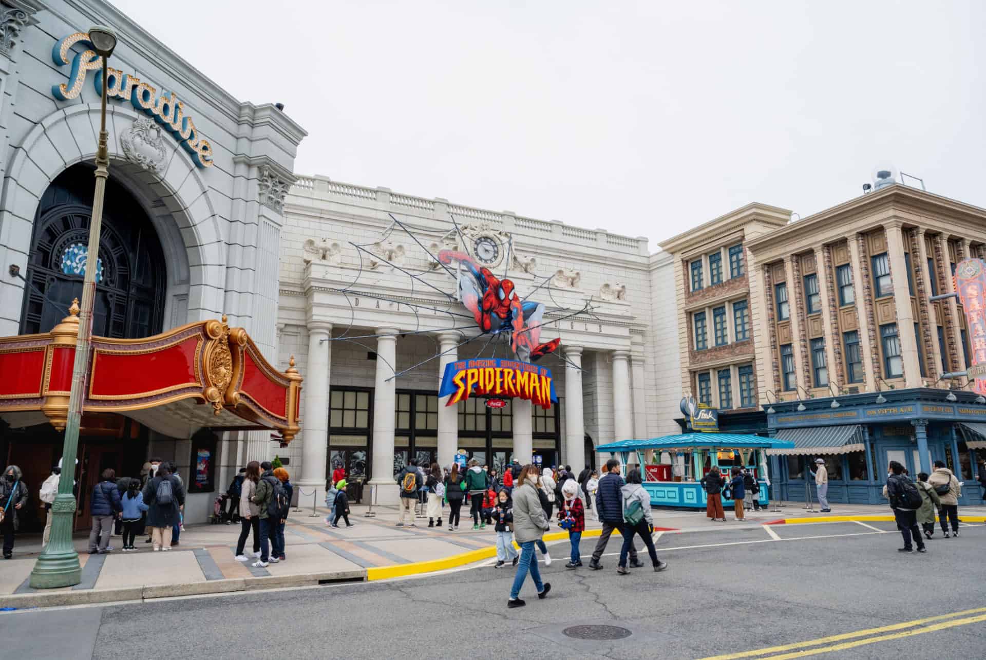 universal studios japan spiderman