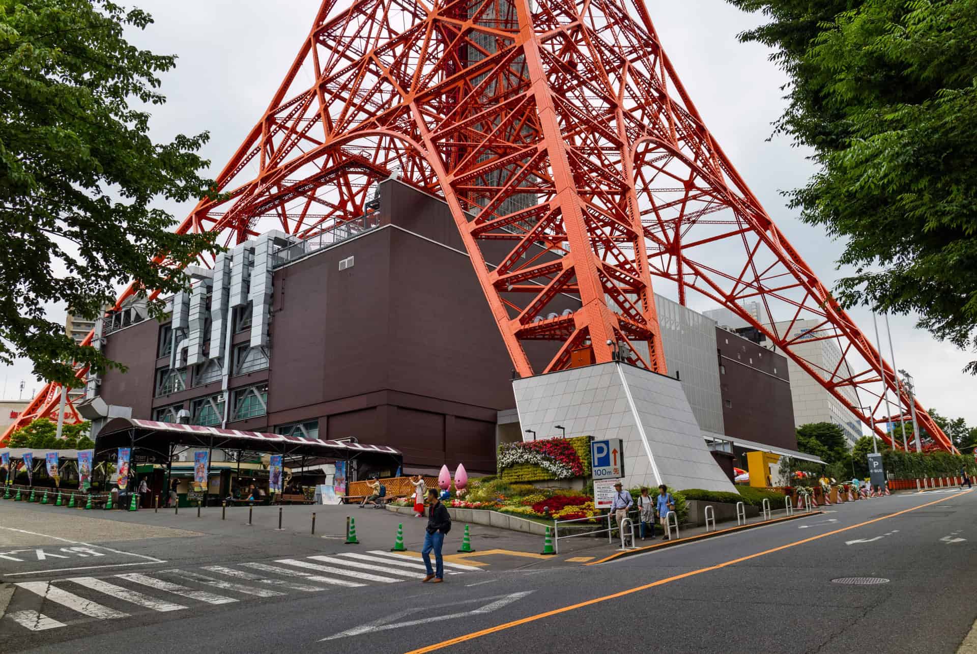 foot town tokyo tower