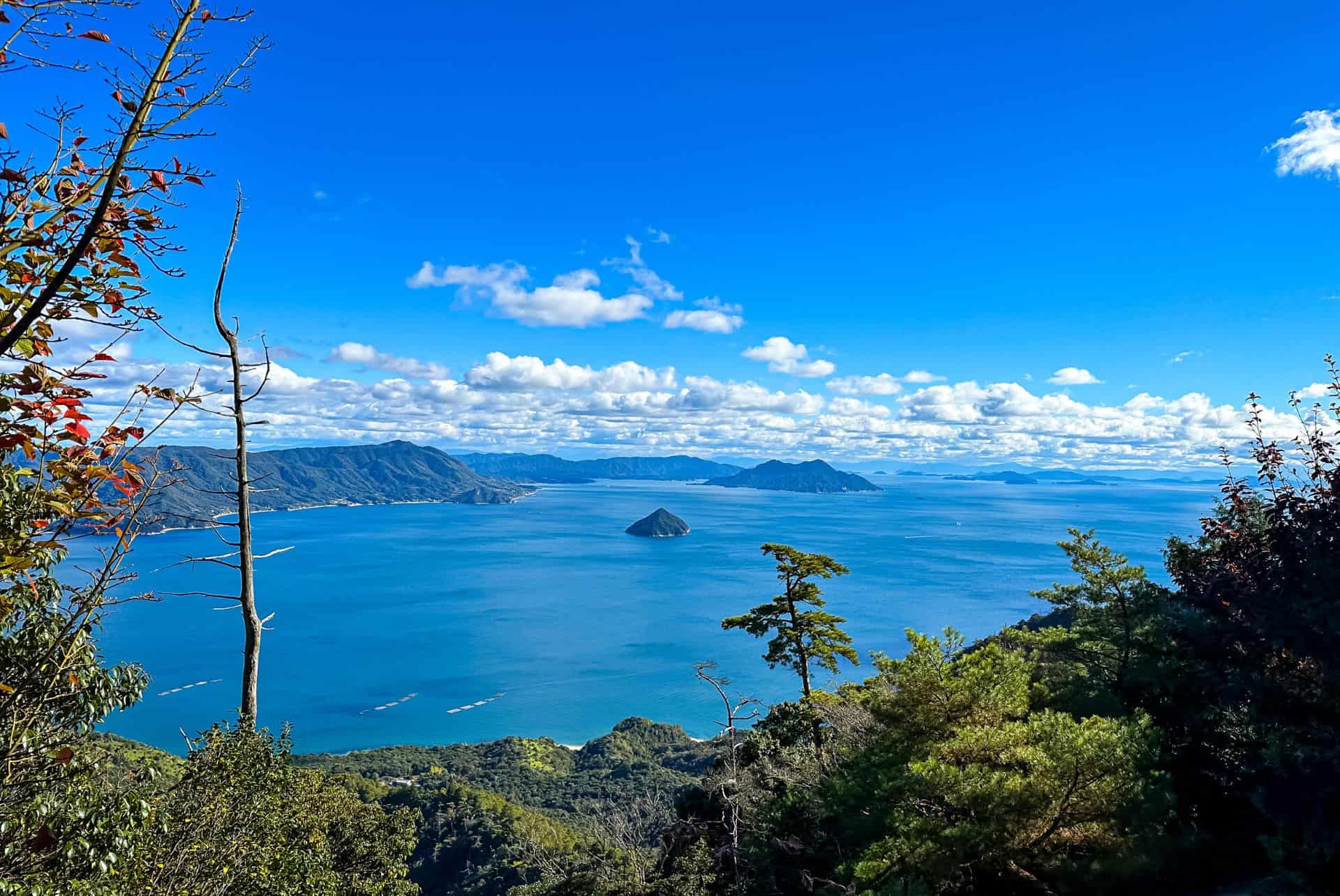 vue depuis le mont misen vue depuis le mont misen