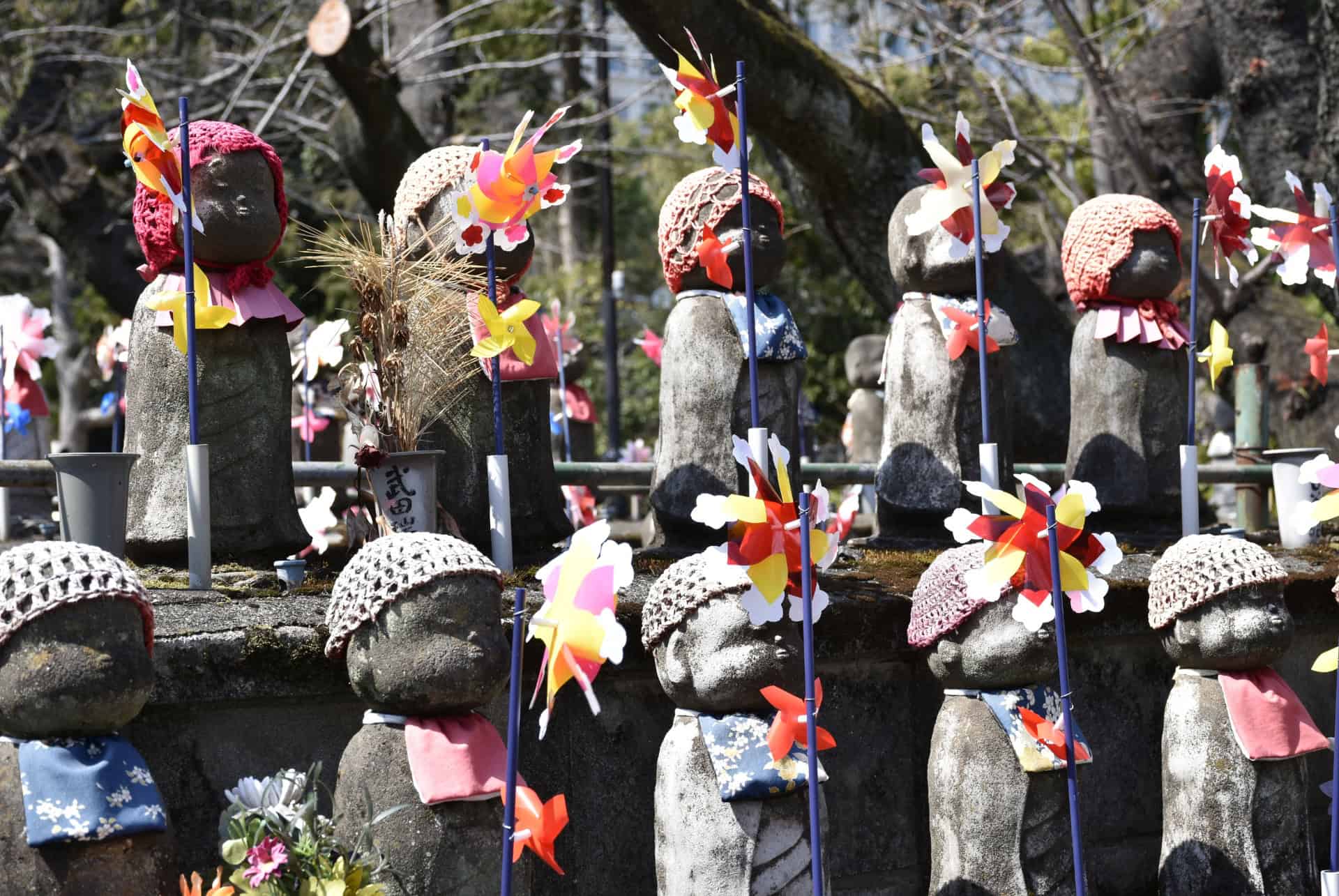 statues jizo temple zojo ji statues jizo temple zojo ji
